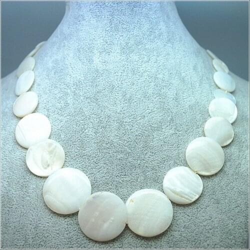 1PC Nature Shell Necklace Mother Of pearl Round Shape For Women Wearings Short Garments White Fashion