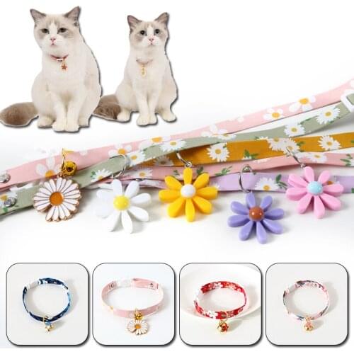 1Pcs Small Daisy Net Red Sun Flower Adjustable Pet Bell Collar Cat Dog Bunny Deworming Necklace Dog Pet Puppy Supplies