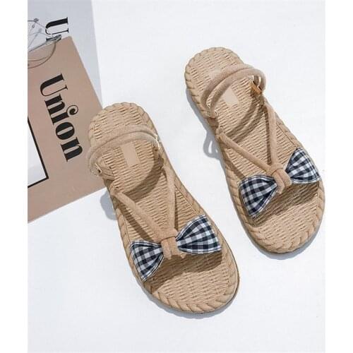 2020 cute and sexy comfortable new all-around womens shoes with thick soled beach shoes on the outside