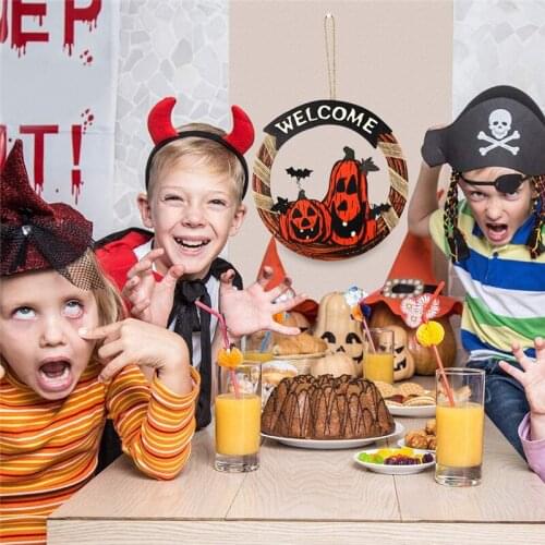 Hot Sale Wooden Welcome Sign Creative Halloween Theme Hanging Ornament Wall Art Decoration for Home Living Room Bedroom Wreaths