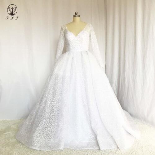 Best Selling Juliet Neckline Lace Long Sleeve Pleated Ball Gown Beaded Pearls Wedding Dresses