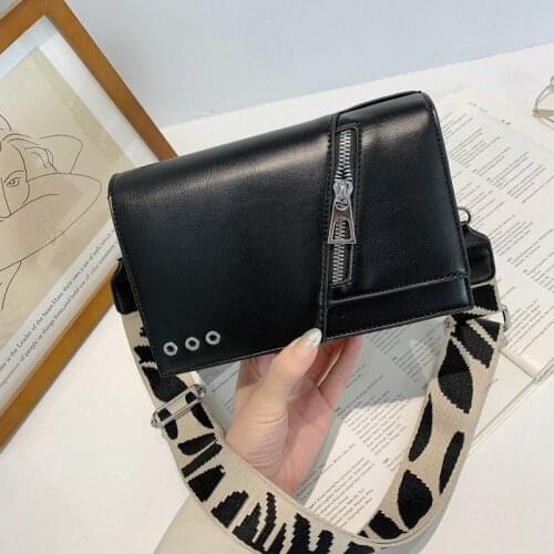 Fashion Exquisite Shopping Bag Retro Casual Women Totes Shoulder Bags Female Leather Solid Color Chain Handbag for Women 2021