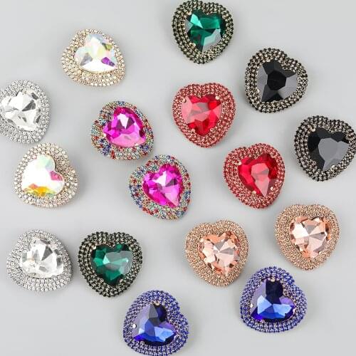 Fashion Metal Rhinestone Heart-shaped Glass Earrings Womens Creative Popular Stud Earrings Party Accessories