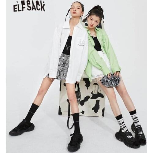 ELFSACK Solid Pure Chic Single Breasted Casual Shirt Women,2021 Spring Vintage Bear Print ,Oversize Ladeis Basic Daily Top