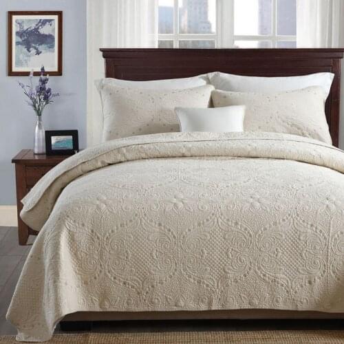 American Embroidered Quilted Cotton Bedspread for Bed Summer Quilts Set Queen Size Soft Reversible 3-Piece with 2 Pillowcases
