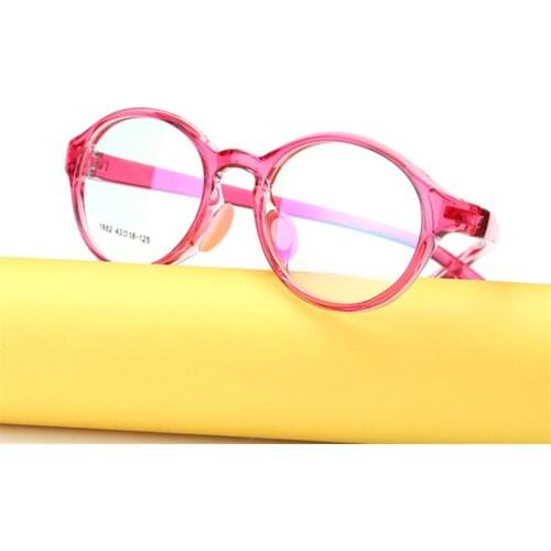 Childrens glasses Boy Girl Eyeglasses Lightweight Eyewear Frame Children Prescription Glasses frame Silicone nose care 682