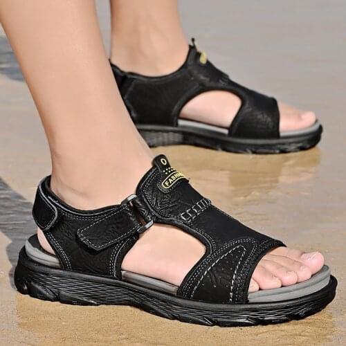 2021 New Mens Genuine Leather Sandals Summer Lightweight Non-slip Wear Mens Shoes Outdoor Beach Sandals Men Casual Shoe