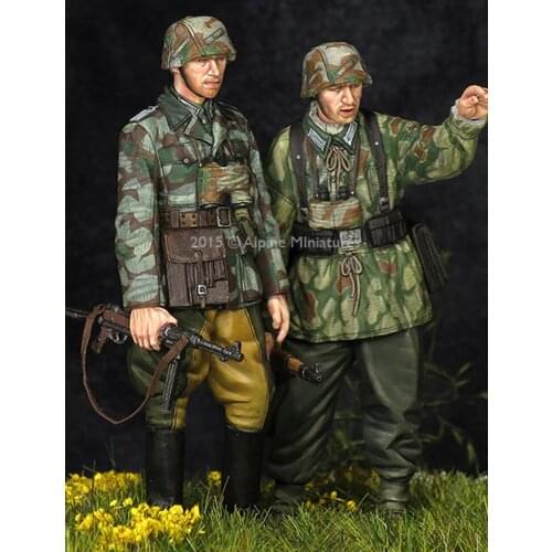Crazy King1/35 resin soldier model German bomber set two people GK white model hand 334