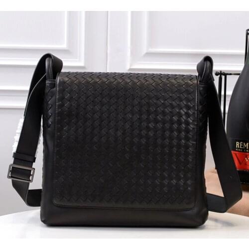 New Fashion Luxury High Quality Men Cowhide Shoulder Bags Business Male Cowskin Genuine Leather Woven Designer Crossbody Bags