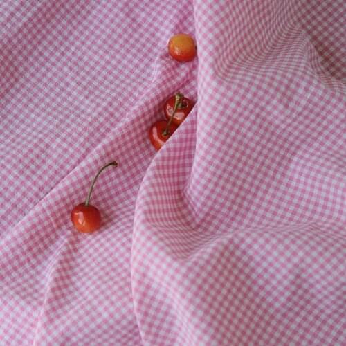 High count and high density cotton patchwork Pink and white squares fabric High-end brand dresses for summer wear cotton fabric