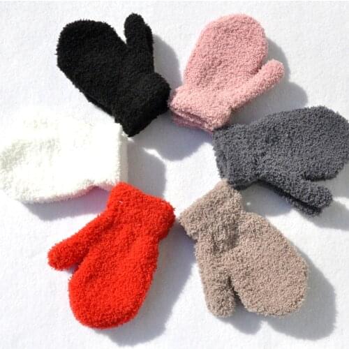Baby Present Baby Boys Girls Winter Warm Gloves Cute Solid Thicken Warm Coral Fleece Infant Newborn Mittens Baby Girl Accesories