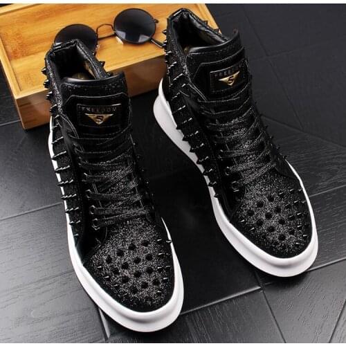 Luxury rivet Mens shoes designer sneakers men punk high tops gold red light bottom Casual Platform shoes zapatillas hombre
