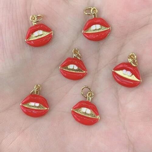 Luxury Heart Red Lips Charms for Diy Earrigns Necklace Bracelet Designer Charms Gold Jewelry Making
