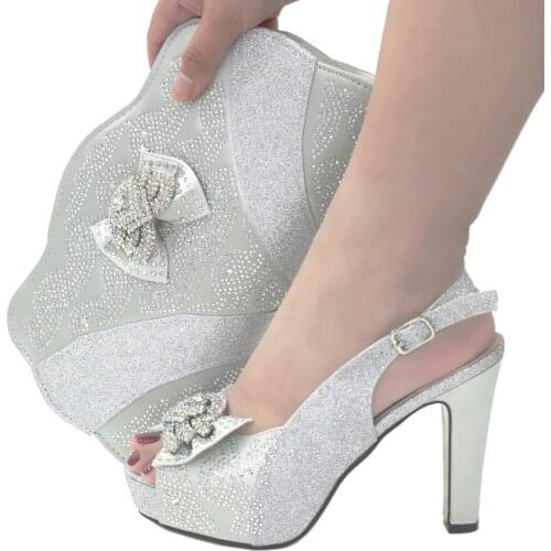 Doershow beautiful silver Italian Shoes With Matching Bags African Women Shoes and Bags Set For Prom Party Summer Sanda SIO1-1