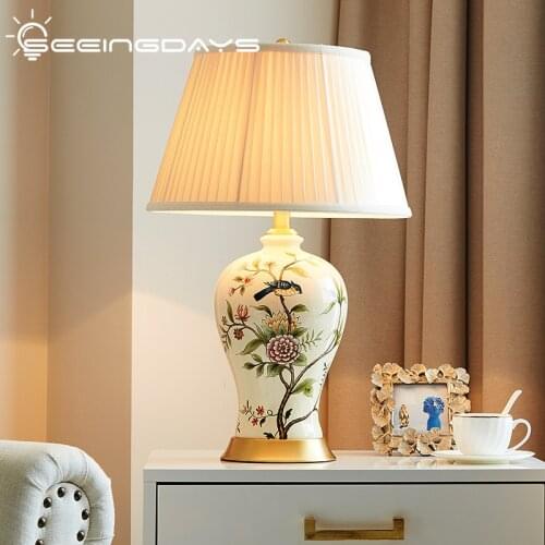 New Chinese American Style Flower And Bird Ceramic Table Lamp For Bedroom Bedside Lamp European Retro Lamp For Living Room