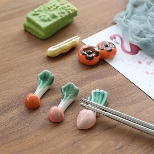 Creative Fashion Kitchen Tableware Assorted Cute Vegetable Shape Ceramic Chopsticks Holders Practical Chopsticks Holder Stand