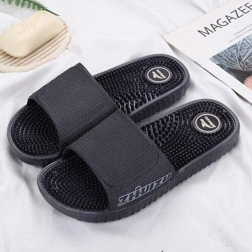 Hot Sale Mens Flat Indoor Massage Slippers Men Home Non-slip Massage Slippers Zapatos Hombre Beach Flip Flops Mens Slides