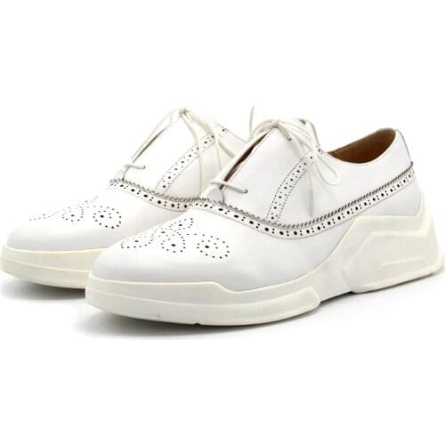 Winter Fashion casual shoes handmade High Quality Outdoor Carved Men Shoes Oxfords Sports Shoes