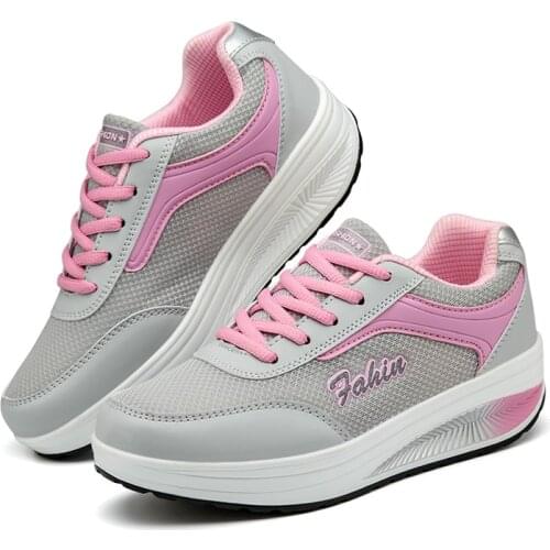 Women Vulcanized Shoes Platform Low-top Shake Shoes Mesh Heightening Casual Sneakers Light Concise Loafers Non-slip Soft Bottom