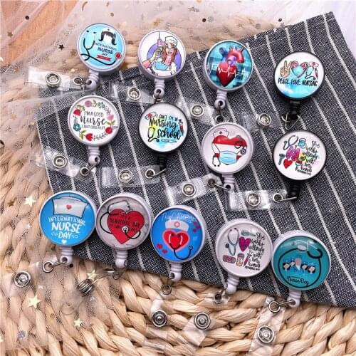 50Pcs/Lot 360 Degrees Crocodile Retractable Nurse Badge Reel Clip Badge Holder Doctor ID Card Holder Needle Organ Heart Pattern
