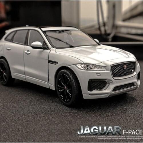 Welly 1:24 JAGUAR F-Pace SUV white alloy car model Diecasts & Toy Vehicles Collect gifts Non-remote control type transport toy