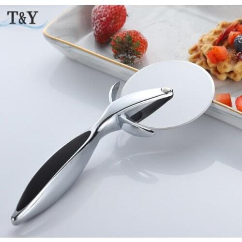 T&Y 1PC High-End Stainless Steel Pizza Cutter Wheel with Ergonomic Anti-Slip Handle, Pizza Roller Slicer with Blade Guard