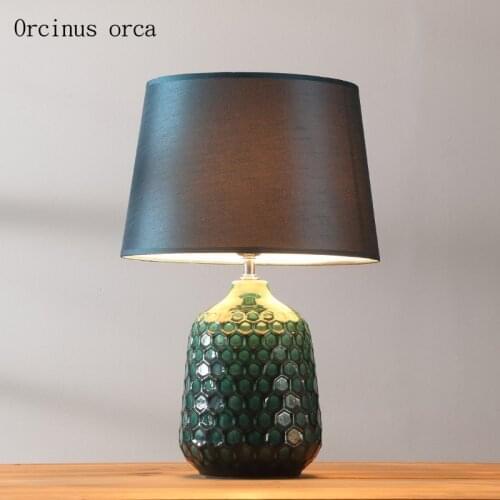 American retro creative ceramics desk lamp living room bedside lamp modern simple LED peacock blue table lamp free shipping