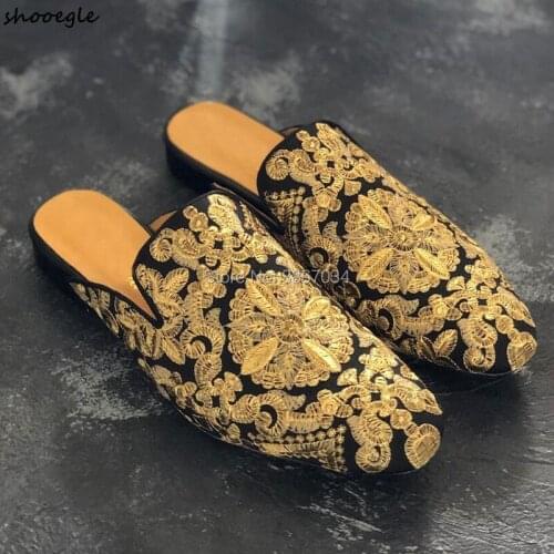 SHOOEGLE Chaussure Homme Casual Shoes Men Golden Embroidery Flats Crystal Studded Mules Embroidered Fashion Slippers Men Shoes