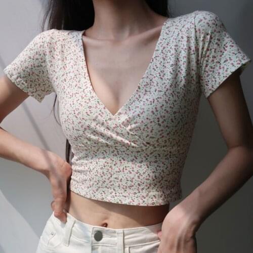 Slim Tops Vintage V Neck Crop Top Women Short Sleeve Flower Print Cross Pleated T-shirt Casual High Waist Female Tee Shirt