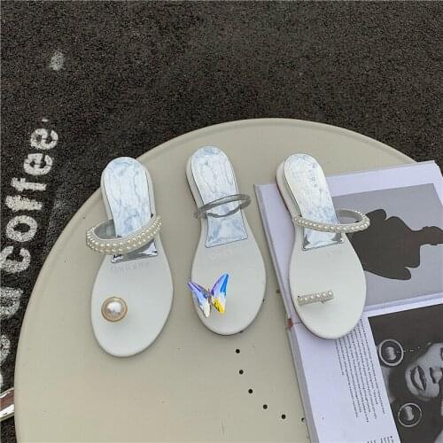 Elegant Girl Shoes Slippers Clip Toe Pearl Design Outside Ladies Slides 2021 Summer Flat Low Heels Beach Shoes White Size 35-39