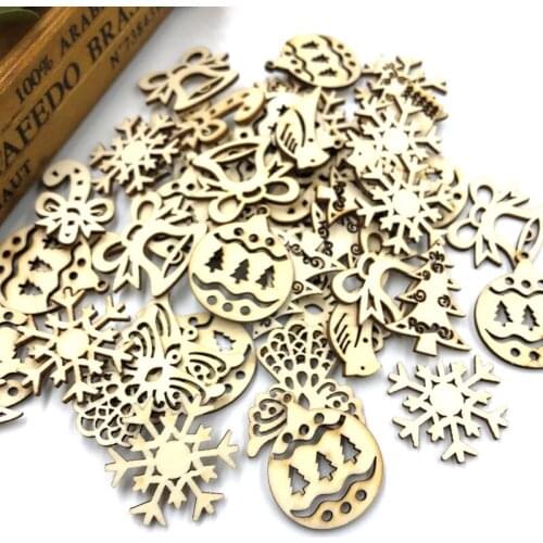 50pcs Mix Size Assorted Merry Christmas Wooden Button Lot Craft Card Embellish WB545