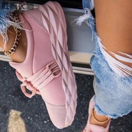 Ins Women Vulcanized Shoes 2021 New Soft-soled Running Shoes Mesh Breathable Walking Shoes Ladies Plus Size35-43 Casual Shoes