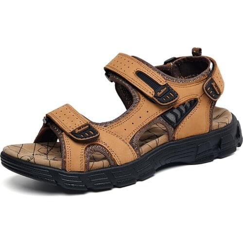 Men Sandals Breathable Quick Drying Lightweight Boots Anti-collision Closed Toe Velcro 2021 Fashion New Brand Designers 39-48