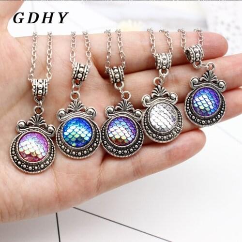 GDHY Fashion Mermaid Scale Necklace 10 Colors Fish Scale Mermaids Necklaces Dainty Shimmery For Friends Family Lover Jewelry