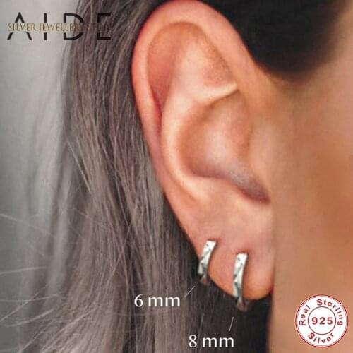 AIDE 6/8mm Mini Cute Hoop Earrings For Women Geometric INS Rhombus Pattern Piercing Huggie Earrings 925 Silver Jewelry kolczyki