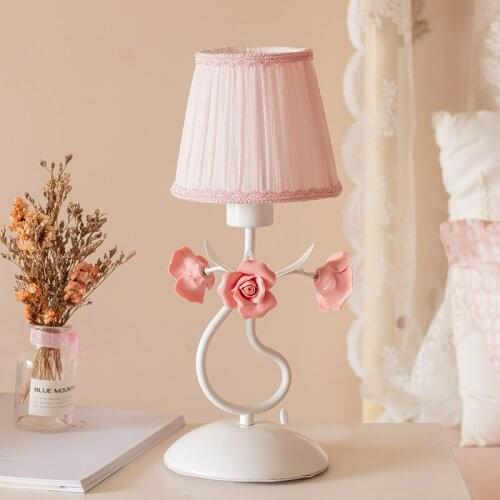 Pink Rose Side Table Light Bed Room Decoration Ins Girl Europe Princess Bedside Desk Lamp Lighting Deco Nightstand Light Fixture