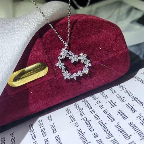 New design diamond love heart-shaped necklace pendant romantic and elegant ladies brand wedding banquet silver jewelry
