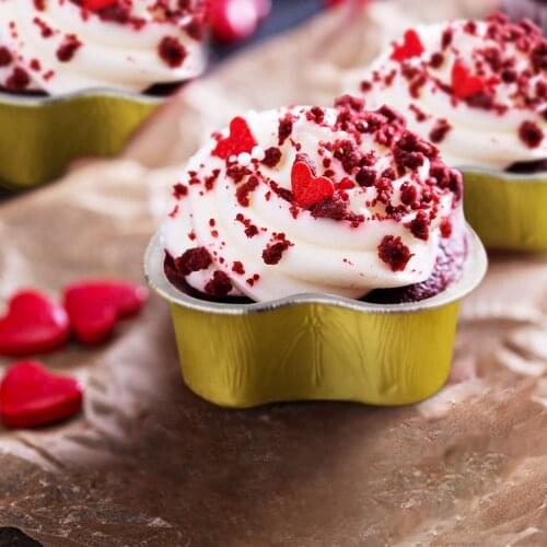 Aluminum Foil Cake Pan Heart Shaped Cupcake Cup with Lids 100 ml/ 3.4 Ounces Disposable Mini Cupcake Cup Flan Baking Cups for Va