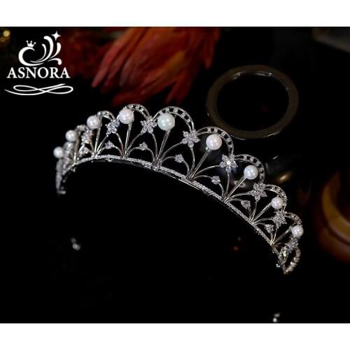 New Crystal Pearl Bridal Tiara Crown Micro-inlaid Cubic Zirconia Wedding Crown Bridal Hair Accessories Girlfriend Birthday Gift