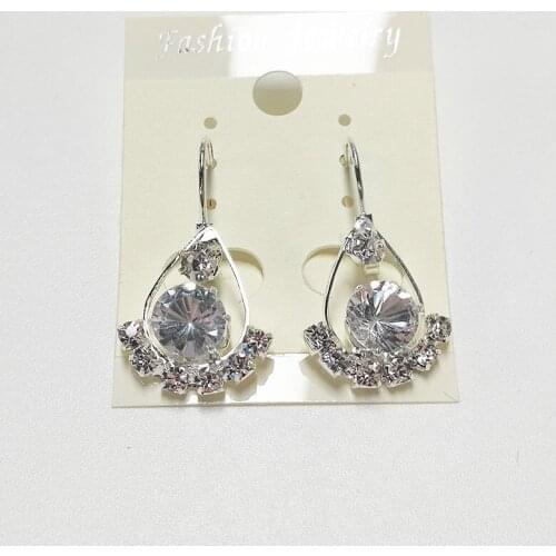 LELX 2018 New Big Beautiful Crystal Stud Earring for Women