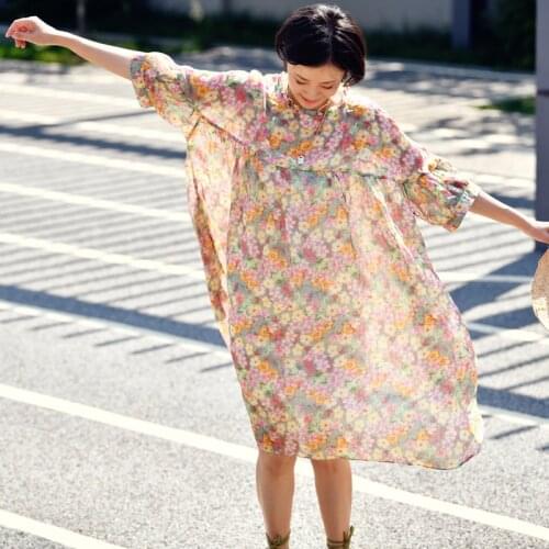 MICOCO Q0555C Literary and artistic fresh flower thin hemp loose medium long style Round collar With short sleeves dress