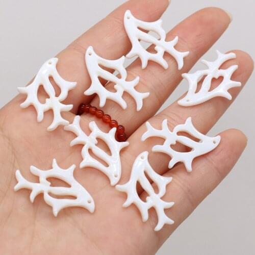 4Pcs Natural Freshwater White Shell Pendant Fish-Loose Beads For Jewelry Making DIY Bracelet Earrings Accessory