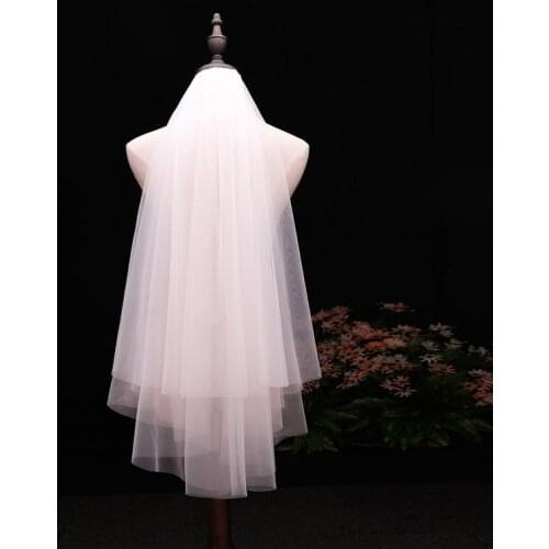 LKY Fr Wedding Veil Bridal Veil With Comb Short 2 Layer Ivory Cathedral Wedding Veil for Girl Simple Mariage Wedding Accessories