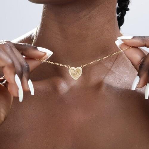 Heart With Zircon 26 Initial A-Z Letter Love Necklace Sweet For Women Alphabet Jewelry Gold Color Christmas Gift Bijoux Femme