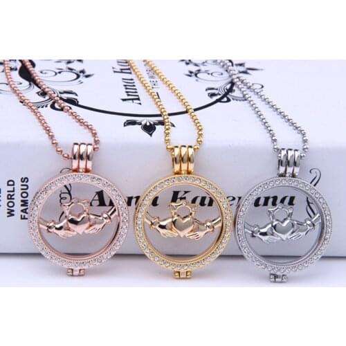 Hand heart 35mm Coin set featuring the Sky the Limit Pendants Necklace 33mm My Coins 80cm chain rose