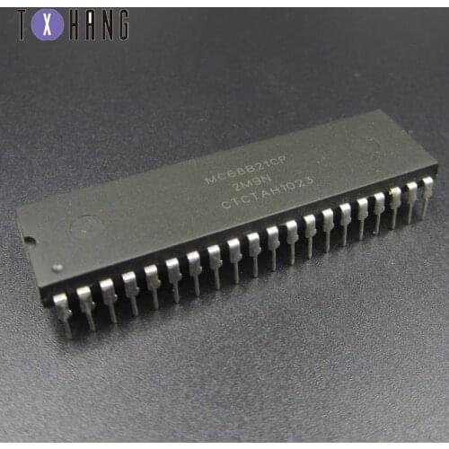 1/5PCS MC68B21CP MC68B21 DIP-40 IC Encapsulation NEW diy electronics