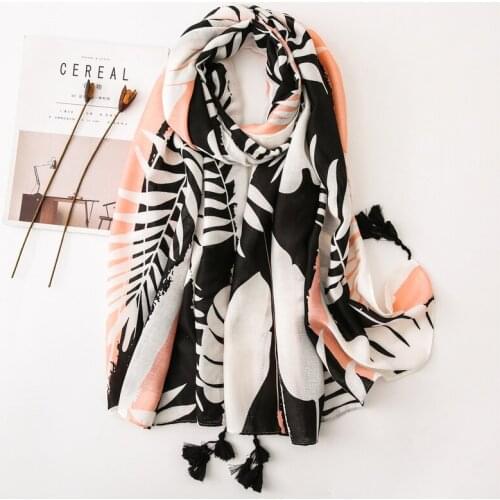 2021 Luxury Brand Printed Silk Scarves Cotton Scarf Sun-resistant Beach Towel Shawl Versatile high quality women fashion
