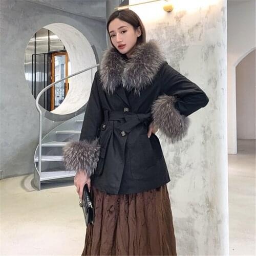2020 Winter New Womens Fur Coat High Quality Big Fur Collar Trench Style Parkas Lace up Medium Length Rabbit Fur Liner Overcoat
