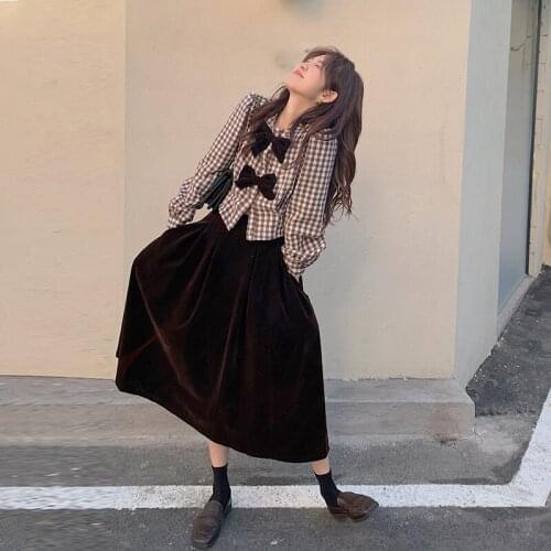 Black French Style Retro Elegant Bow Plaid Shirt Womens Autumn and Winter Black Velvet High Waist sweeet lolita dress