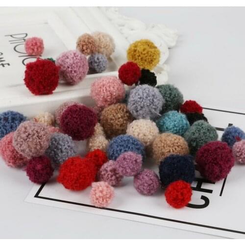 New Fashion 10pcs/lot Pompom 15mm Soft Pompones Fluffy Plush Crafts DIY Furball Home Decor Sewing Supplies 2018 New Arrival